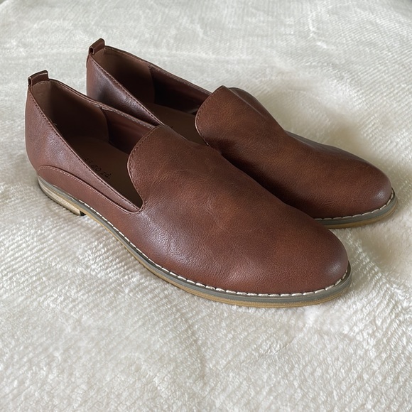 Brown Flats/Loafers - Picture 7 of 7